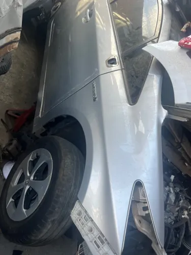 F sucata Toyota prius 2015