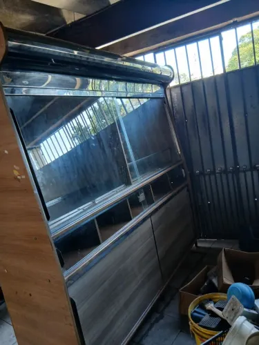 Vende-se Vitrine Buffet Conjugado Expositora de Pães Semi-Nova