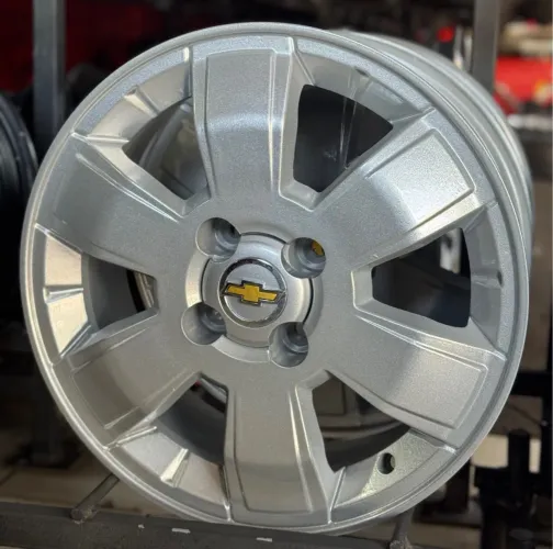 Rodas Montana aro 15 tala 6 furacão 4x100