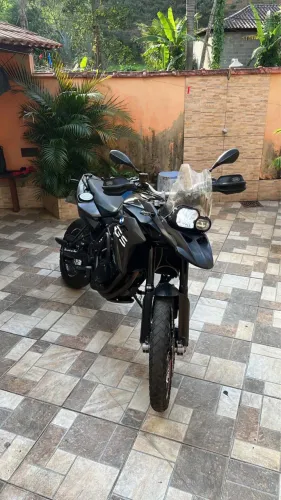 VENDO OU TROCO F800gs 