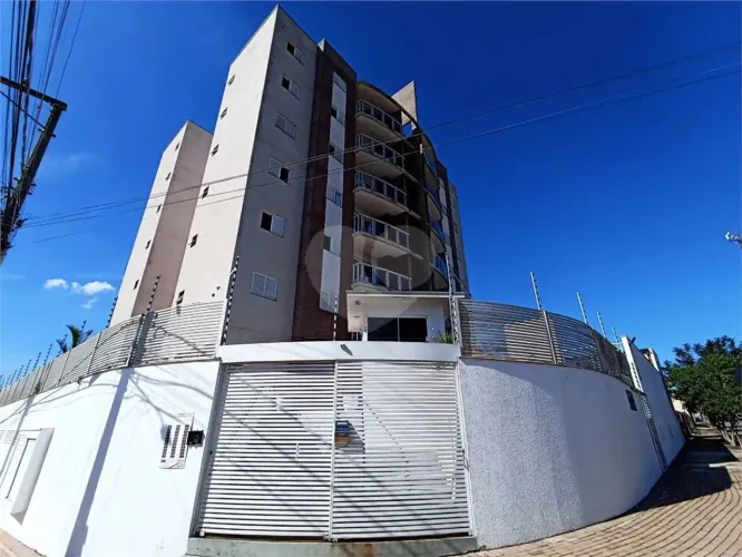 Apartamento com 2 quartos para locação em Jardim Shangri-lá - SP