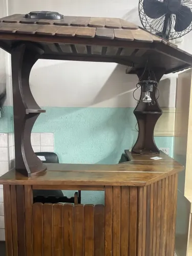 Balcão Bar Rústico de Madeira