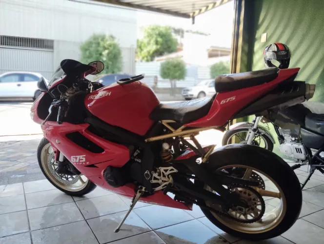 Daytona 675 TRIUMPH - venda urgente