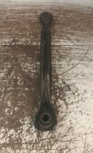 Balança Superior Trás Esquerda Peugeot 607 2001