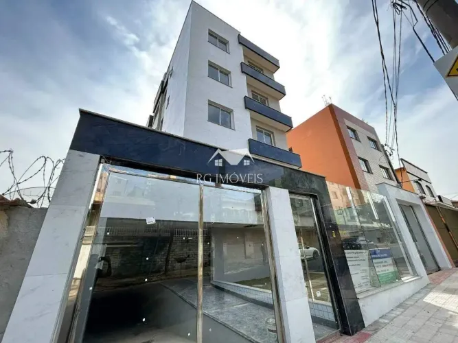 Cobertura 3 quartos no Barreiro
