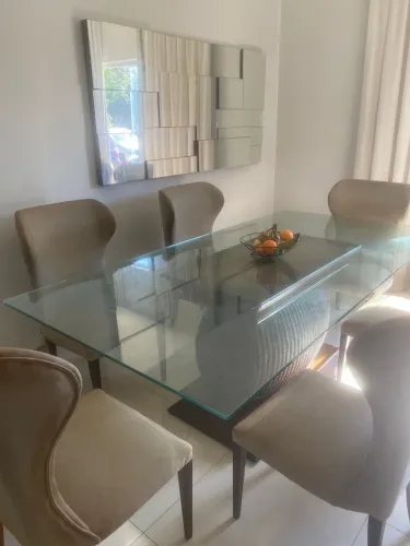 JG de mesa de jantar em madeira maciça Sierra Móveis com 6 cadeiras