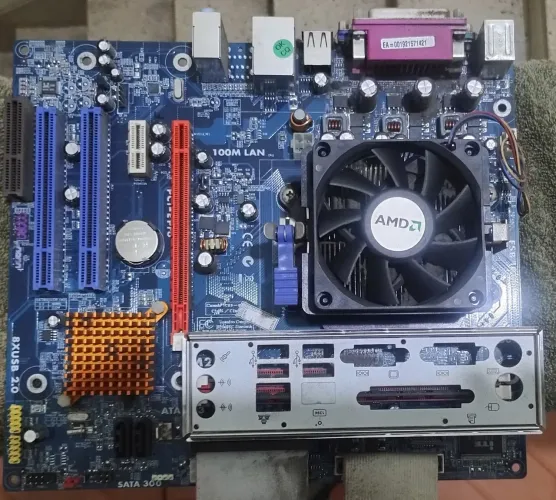 Kit Placa mãe Amd AM2NIK-M V1.0