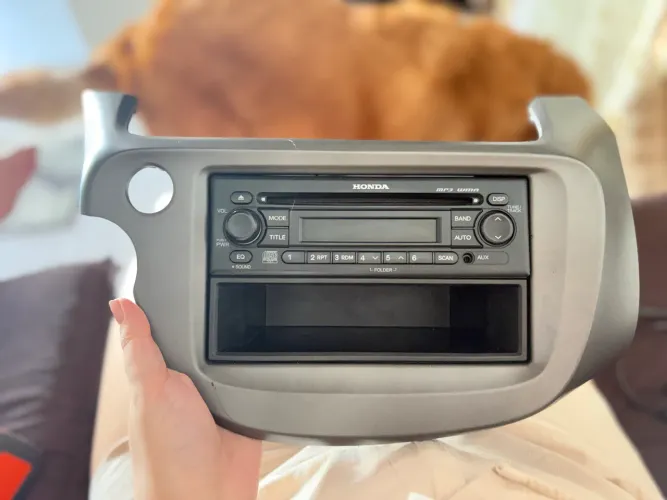 Rádio original Honda Fit com moldura - MP3/WMA - Funcionando perfeitamente 