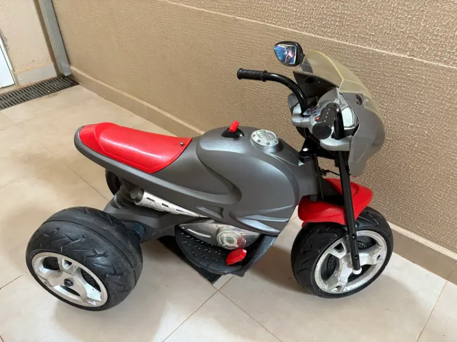 Moto elétrica bandeirantes 12v