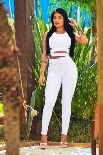 Calça branca COM CINTO  malha pop NOVA