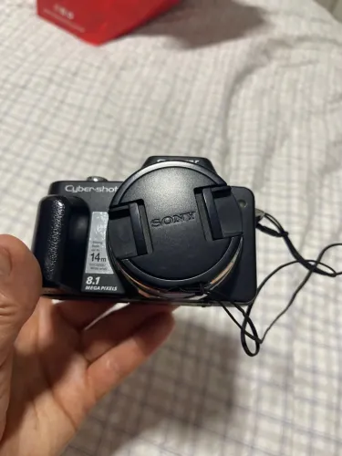 Câmera Digital Sony Cybershot 8.1MP