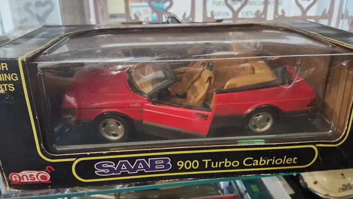 MINIATURA SAAB 900 Turbo Cabriolet 1/18 Red Anson Saab Turbo Cabriolet Red Old Car Mini