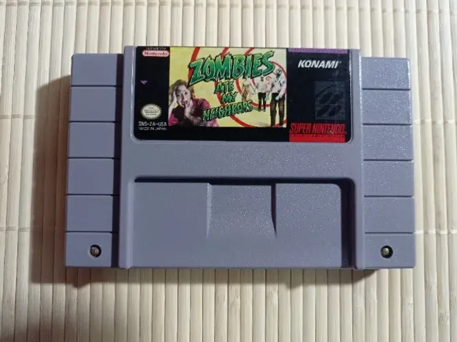 Zombies ate my Neighbors Super Nintendo Vídeo game jogos