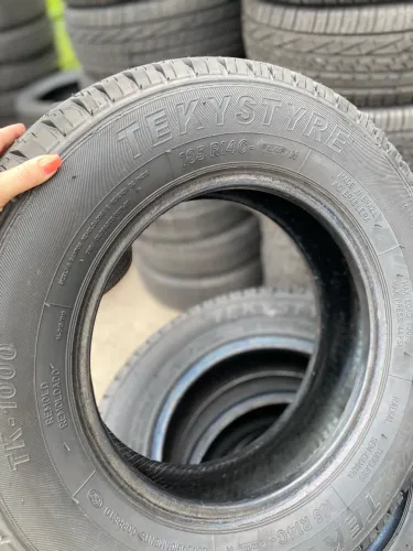 Pneu Tekystyre 185 R14C - Remolde novo