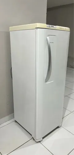 VENDO GELADEIRA ELECTROLUX