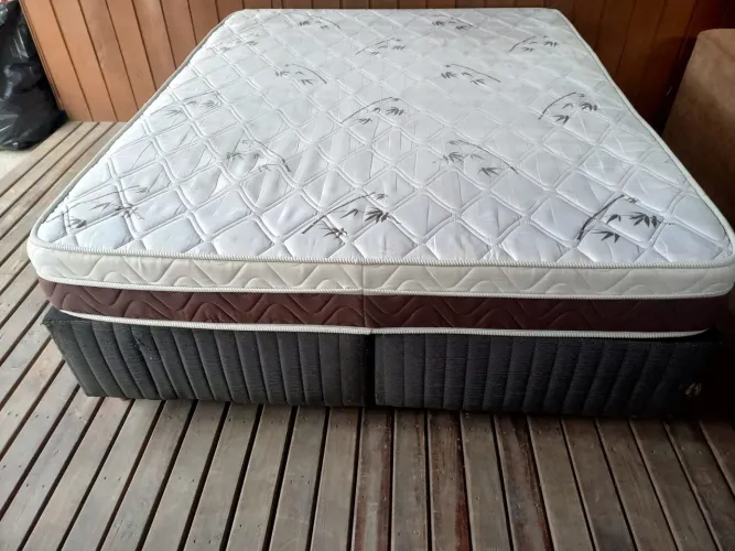 Cama Box queen size