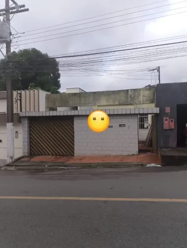 Casa no Planalto vende-se