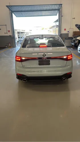 Volkswagen Jetta GLI 350 TSI 2.0 16V 4P Aut. 2026