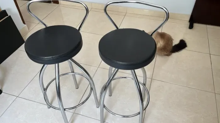 Par de banquetas Alta