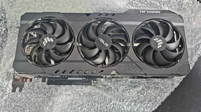 Placa de vídeo RTX 3080TI = RTX 5070
