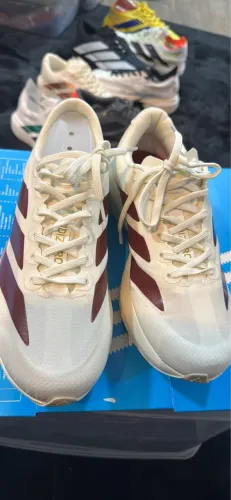 Tênis adidas modelo evo SL tênis linda para pessoas exigentes