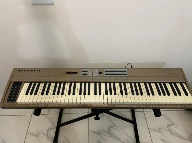 Kurzweil SP 76