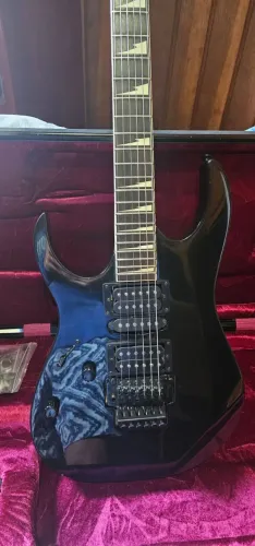 Guitarra IBANEZ - seminova com Case rígido GATOR ( para Canhoto )