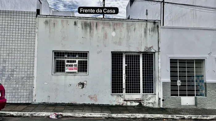 CASA À VENDA EM SURUBIM - PE