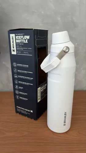 Garrafa Térmica Aerolight Fast Flow Polar | 1.1L - Stanley Original