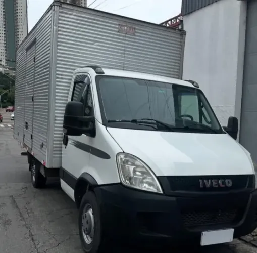 Iveco 35s14 2017 Baú