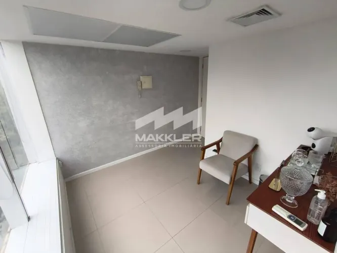 Sala Comercial com 26 m2 Condominio A5
