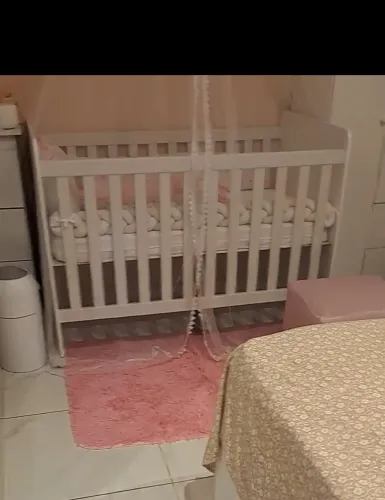 Berço com colchão