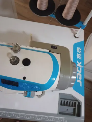 Vendo máquina de costura industrial 