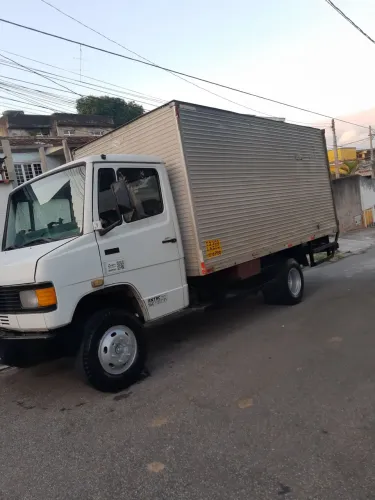 Vendo Mercedes 709