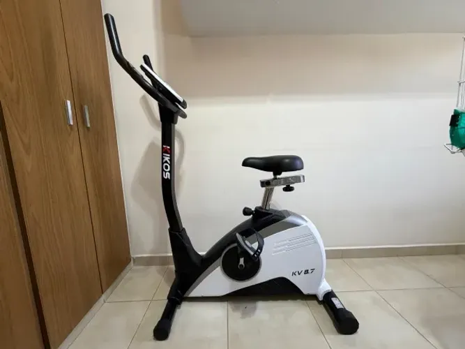 Bicicleta ergométrica KV 8.7 eletromagnética