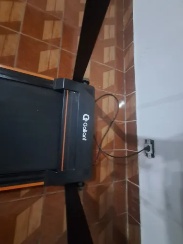 Vendo Esteira Elétrica