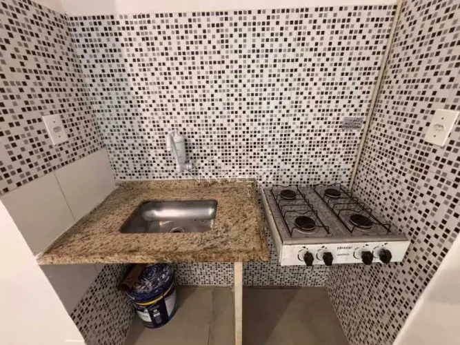 Kitnet/Conjugado : / Residencial / Centro