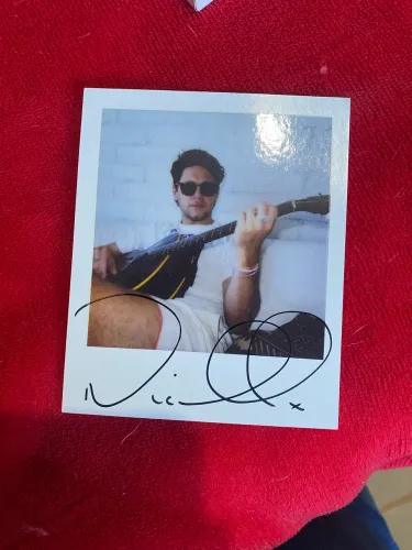 Polaroid autografada Niall Horan