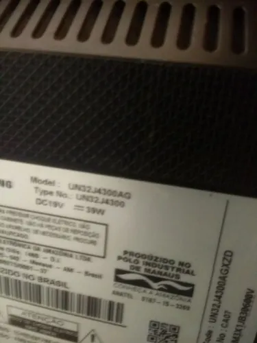 TV Samsung 32 tela quebrada 1205Rs