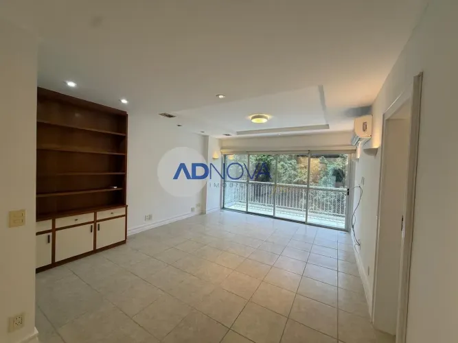Imóvel para aluguel possui 89 metros quadrados com 2 quartos em Lagoa - Rio de Janeiro - R
