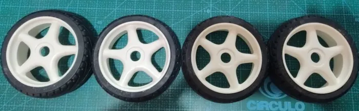 Jogo de Rodas com pneus onroad 1/8, hex 17