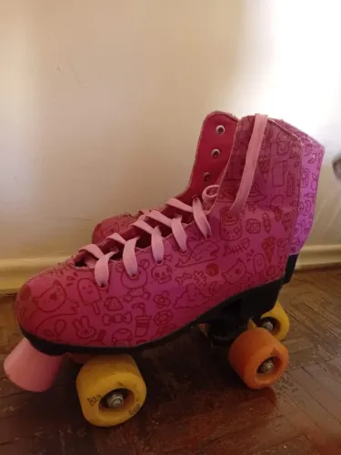Patins tamanho 39