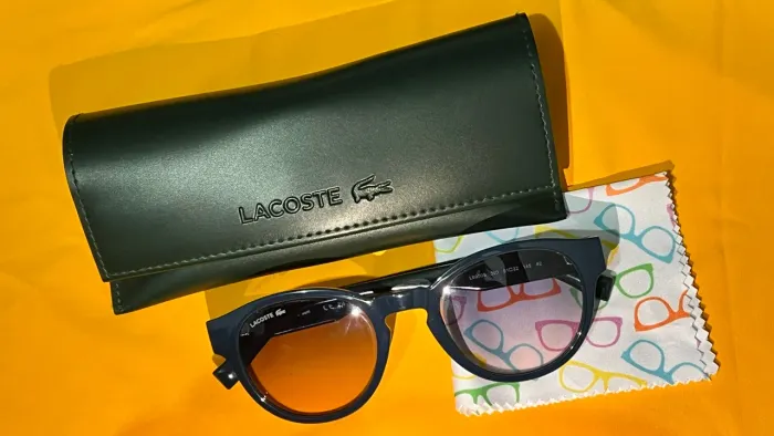 Óculos de Sol Lacoste L6000S Original - Novo, Sem Uso.