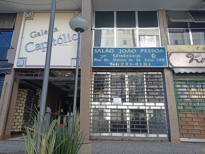 Ponto comercial/Loja/Box para aluguel possui 40 metros quadrados em Centro - Petrópolis -