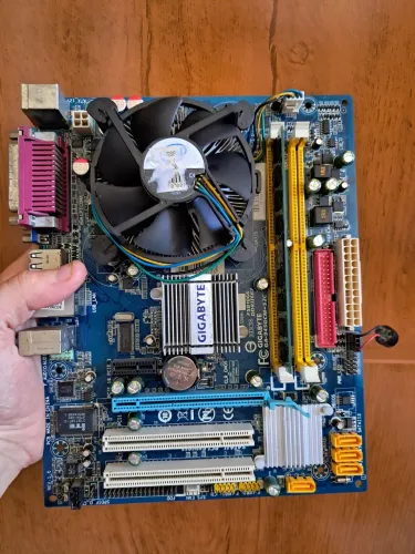 Kit intel placa mãe processador e memória