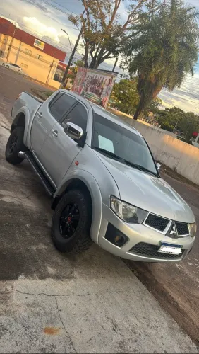 Mitsubishi L200 Triton HPE 3.2 CD TB Int.diesel MEC 2012