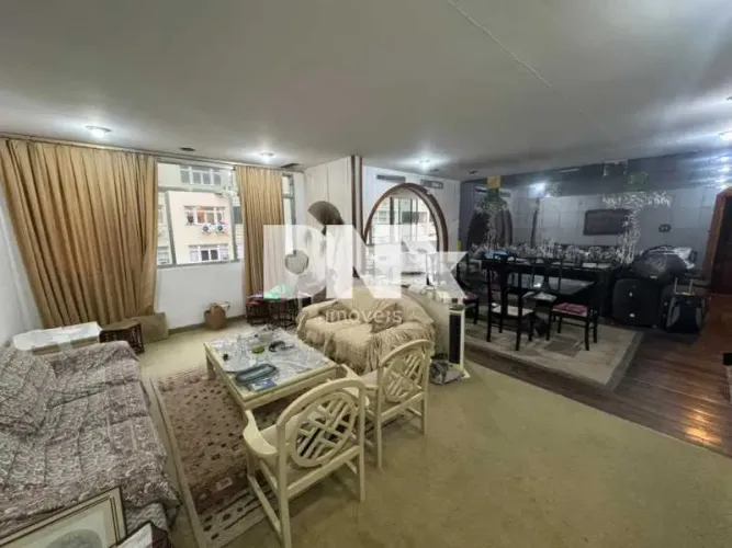 Apartamento : Padrão / Residencial / Copacabana