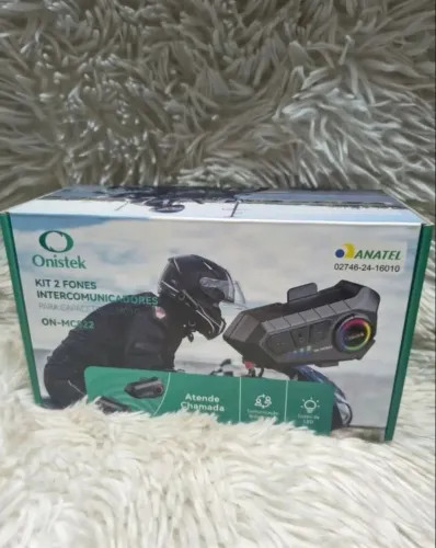 Este é um Kit 2 Fones Intercomunicadores via radio