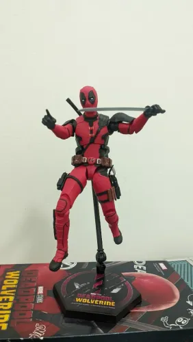 Boneco Deadpool - Marvel