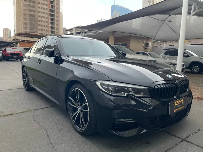 BMW 320I A 2.0 TB M Sport Activeflex 16V 4P 2022